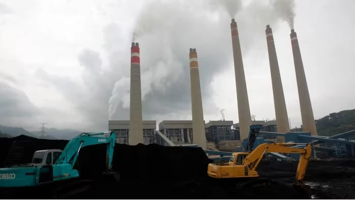 Southeast Asian countries like Indonesia still rely heavily on coal power. (Photo: Reuters) 