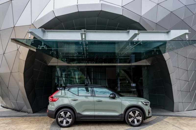 A Volvo XC40 Electric vehicle (EV) at Miti Tower in Kuala Lumpur February 20, 2023. The Malaysian government has made the adoption of electric vehicles among the thrusts of its National Energy Transition Roadmap (NETR). (Photo: malaymail.com)