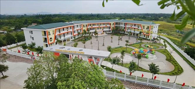 Hanoi builds more new schools to match growing educational demands (Photo: VNA)