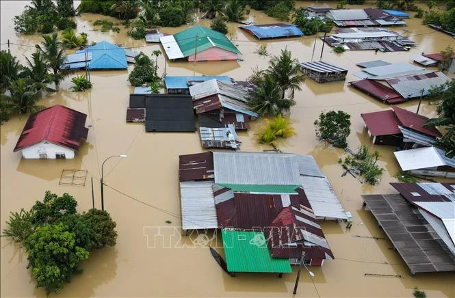 Malaysia announces emergency measures to address severe flooding (Photo: AFP/VNA)