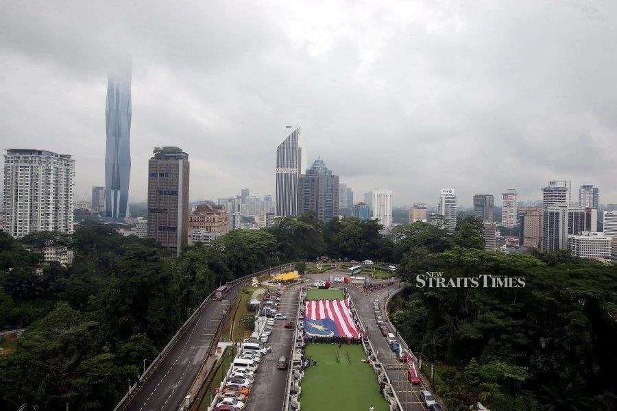 Malaysia has enjoyed five decades of rapid and inclusive economic growth, bringing the country within reach of high-income status. (Photo: nst.com.my) 