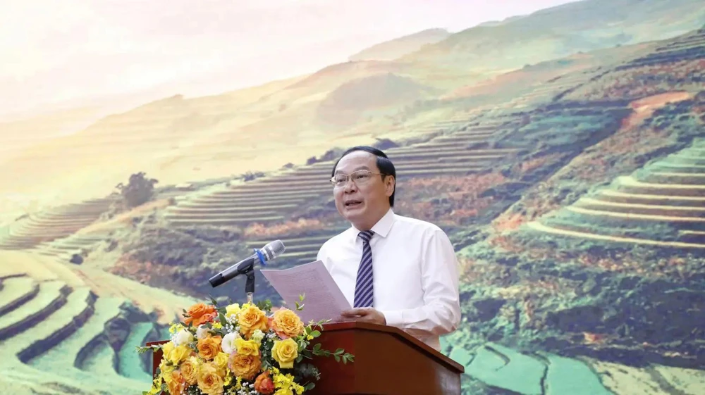 Le vice-ministre des Ressources naturelles et de l’Environnement, Le Công Thanh, à la cérémonie de lancement du Plan directeur national de protection de l’environnement pour la période 2021-2030, avec vision à l'horizon 2050. Photo: VNA