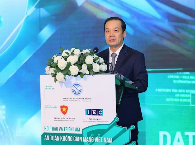 El viceministro de Información y Comunicaciones Pham Duc Long pronuncia un discurso en el evento (Fuente: VNA)