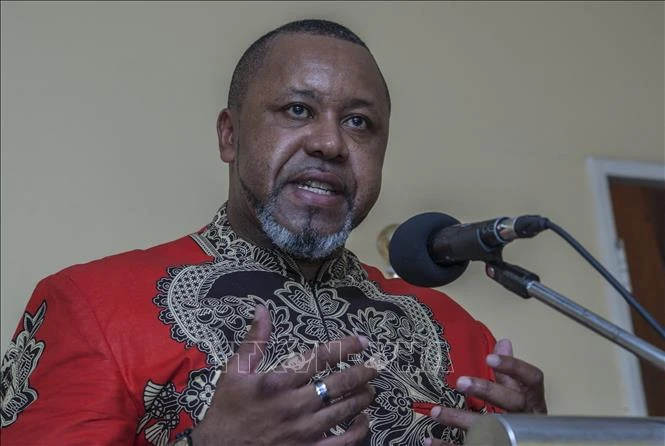 El vicepresidente de Malawi, Saulos Chilima, en una conferencia de prensa en Lilongwe, el 5 de febrero de 2020. (Foto: AFP/VNA)