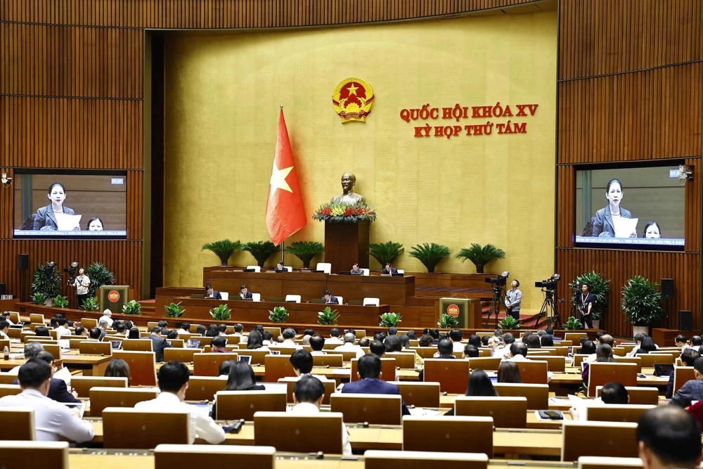 En la sesión de trabajo hoy de la Asamblea Nacional de Vietnam de la XV Legislatura (Fuente: VNA)