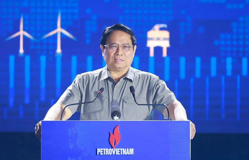 El primer ministro Pham Minh Chinh pronuncia un discurso en el evento (Fuente: VNA)