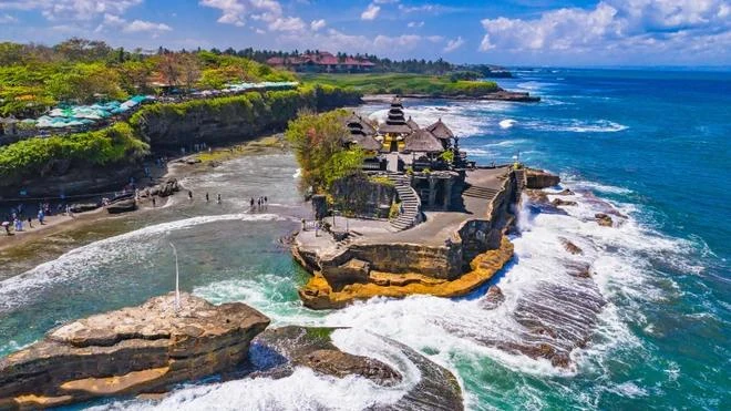 Bali resort island, Indonesia (Photo: Avitour)