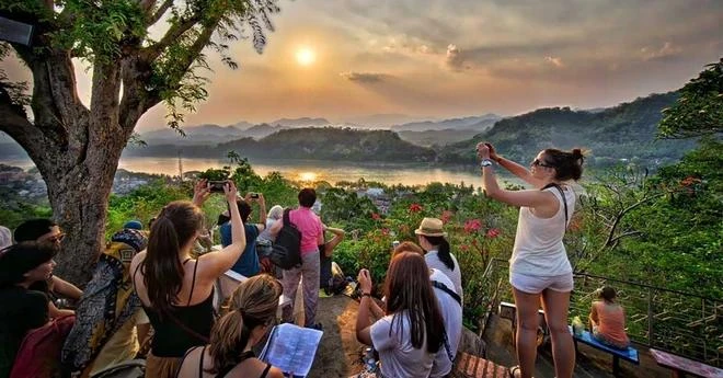 Lao relaxes its visa policy to attract more international visitors. (Photo: Laotiantimes)