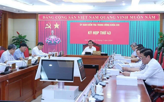 At the 43rd meeting of the Party Central Committee’s Inspection Commission (Photo: VNA)