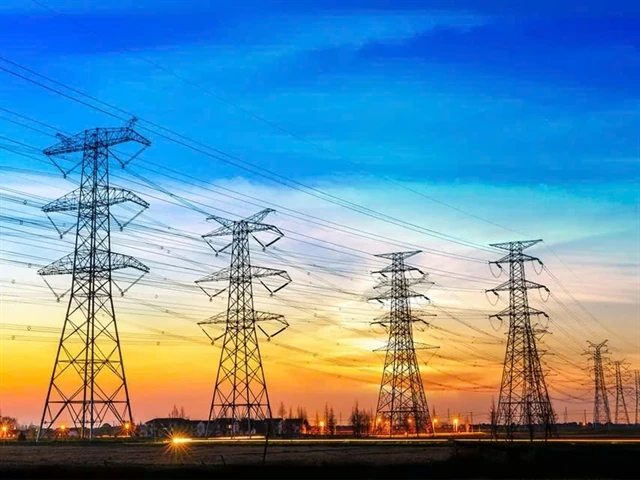 The draft revised electricity law will comprise some provisions to speed up investment in emergency power projects. (Photo: baochinhphu.vn)