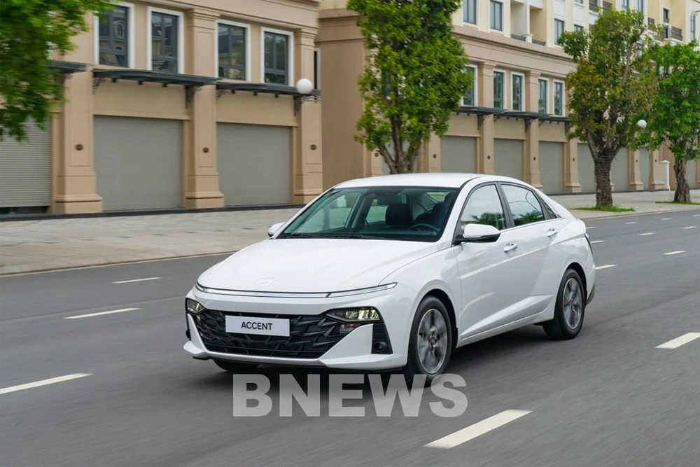 Hyundai Accent model is the best seller with 2,052 vehicles delivered to buyers in November. (Photo: VNA)