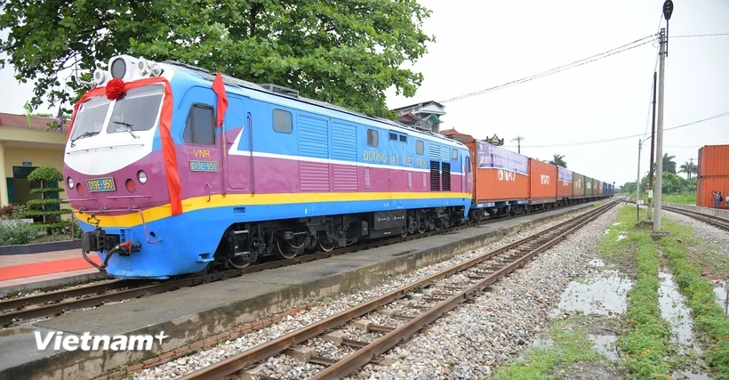 Hai Duong launches int’l rail transport service