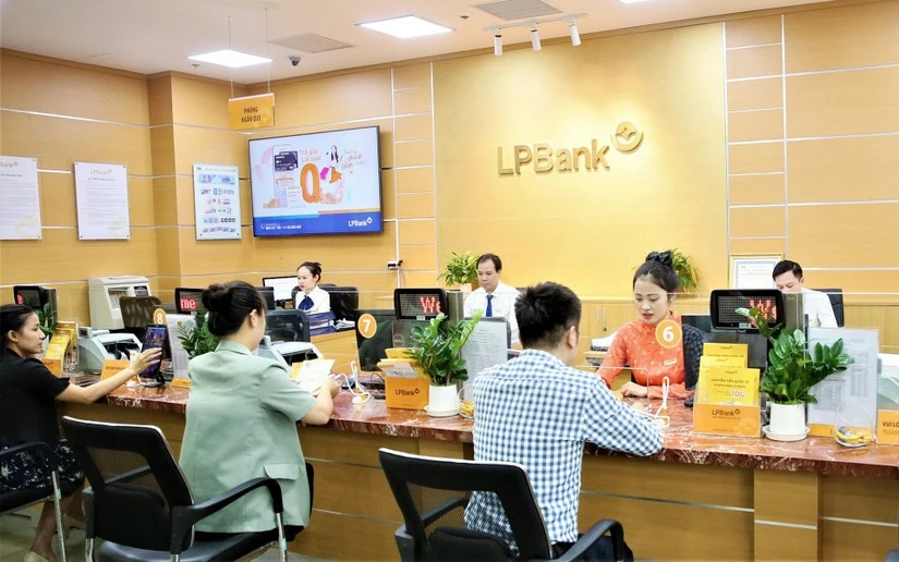 LPBank拥有遍布越南63个省市的1200多个网点的网络。图自互联网