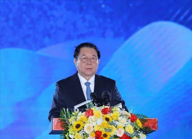 El miembro del Buró Político, secretario del Comité Central del Partido Comunista de Vietnam (PCV) y jefe de su Comisión de Información y Educación, Nguyen Trong Nghia, habló en el evento (Fuente: VNA)