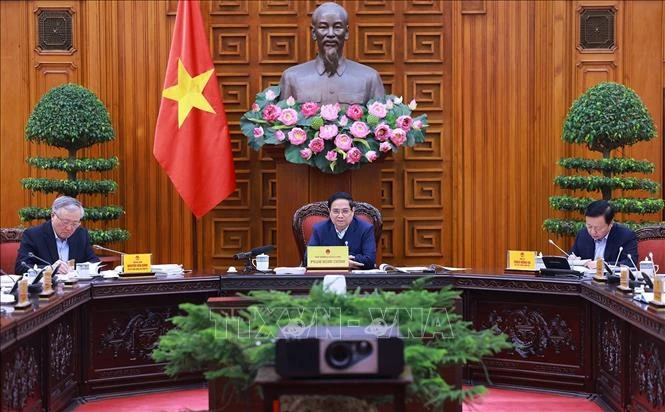 El primer ministro vietnamita, Pham Minh Chinh, preside la reunión (Fuente: VNA)