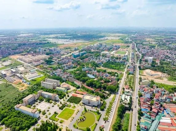 Les infrastructures de transport développées aident l’immobilier dans le district de Thuong Tin, à Hanoi, à attirer les investissements. Photo : Truong Son Land