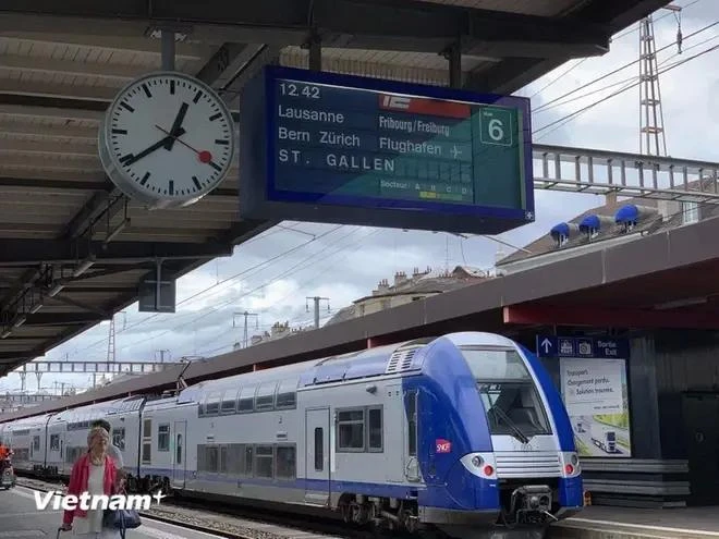 Un TGV dans une gare en Allemagne. Photo d'illustration: VietnamPlus