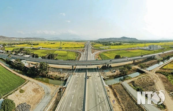 Le tronçon Nhon Son de l’autoroute Nord-Sud. Photo: Journal Ninh Thuân