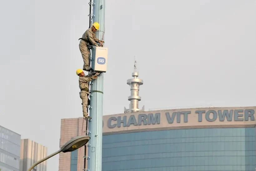 Le réseau mobile 5G couvrira l'ensemble du pays d'ici 2030. Photo : VNA