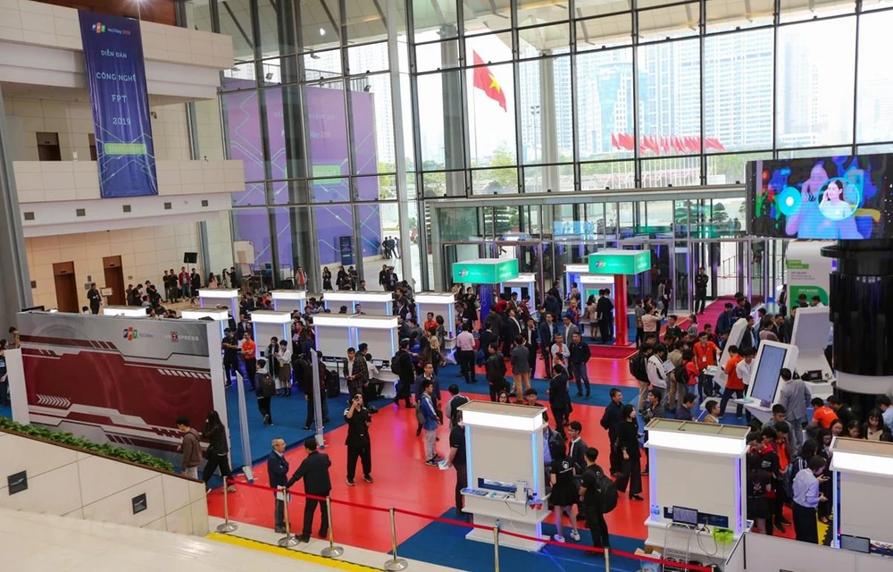 FPT Techday 2019 gathers over 3,000 participants, including 500 senior leaders of large enterprises and banks. (Photo: VietnamPlus)