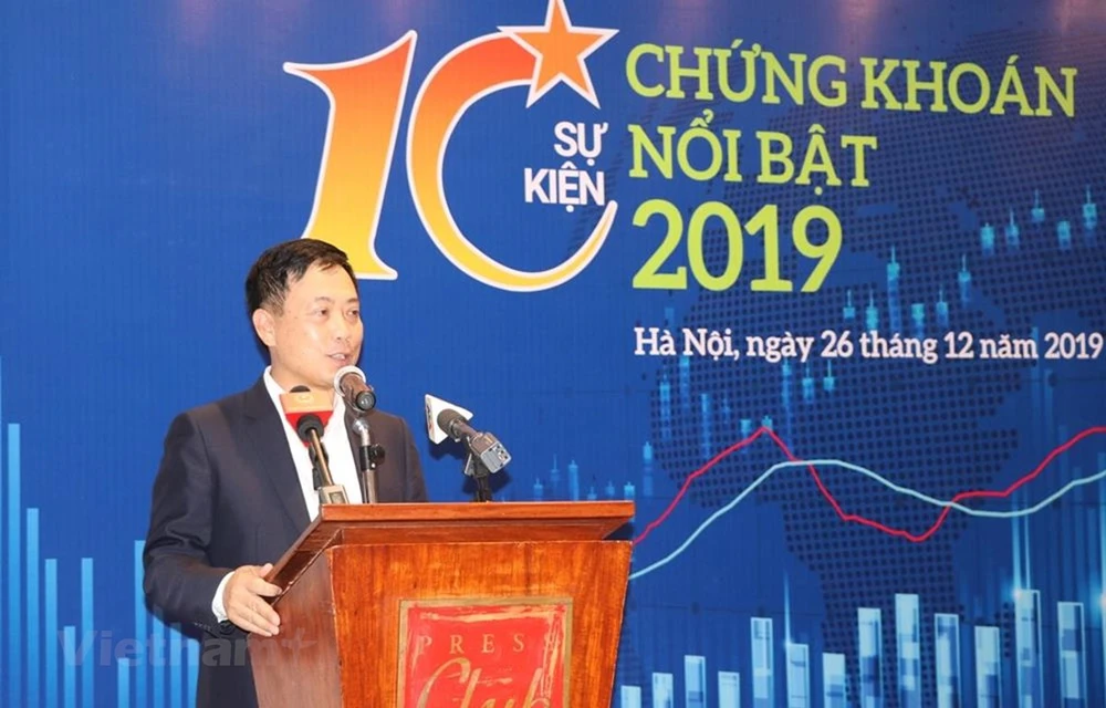The Securities Journalists Club organises a press conference in Hanoi on December 26 to announce the top 10 biggest events on Vietnam’s stock market in 2019. (Photo: VietnamPlus)