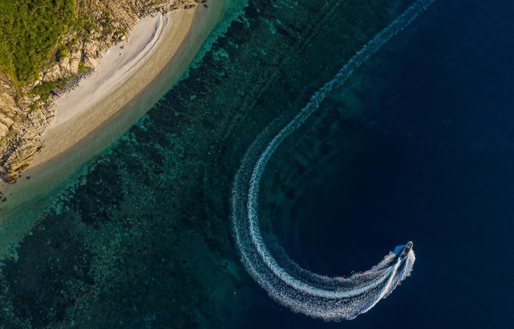 Beautiful beaches have been quiet due to the pandemic (Photo: Contributor/VietnamPlus)