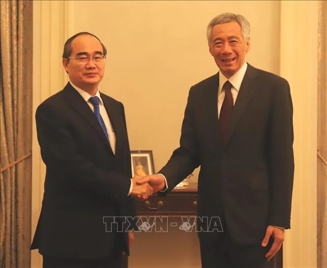 Singaporean PM hopes to boost cooperation with HCM City