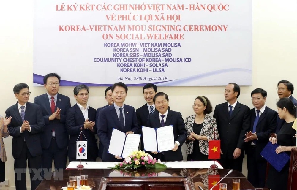 Vietnam, RoK beef up collaboration in social welfare