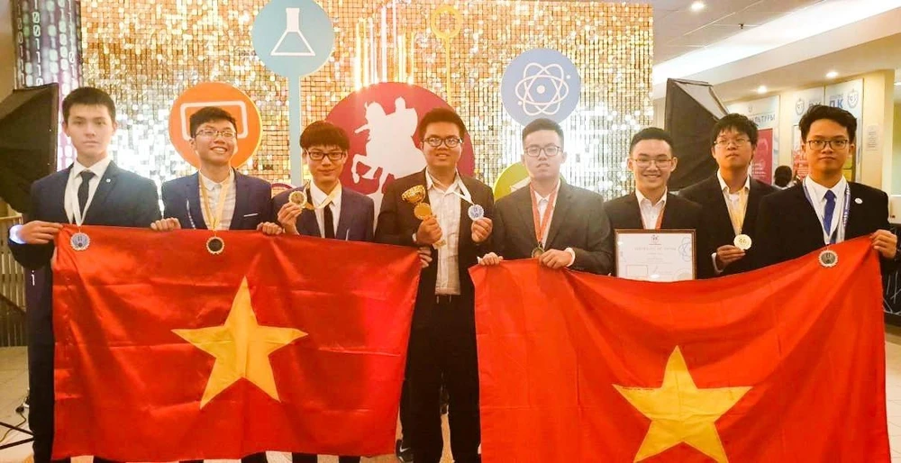 Vietnam wins big at 4th International Olympiad of Metropolises