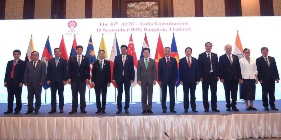 ASEAN, India review free trade agreement on goods