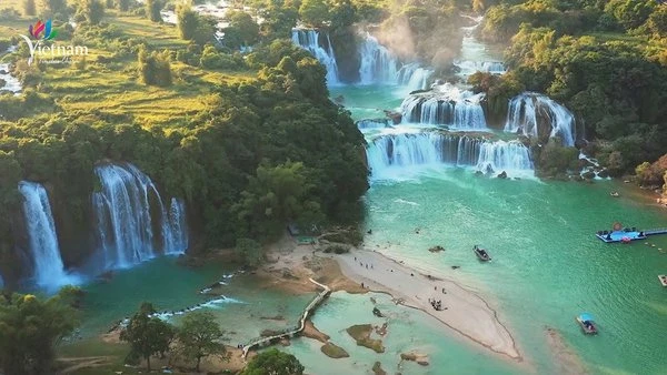 Video clip launched to promote Vietnamese tourism ảnh 2