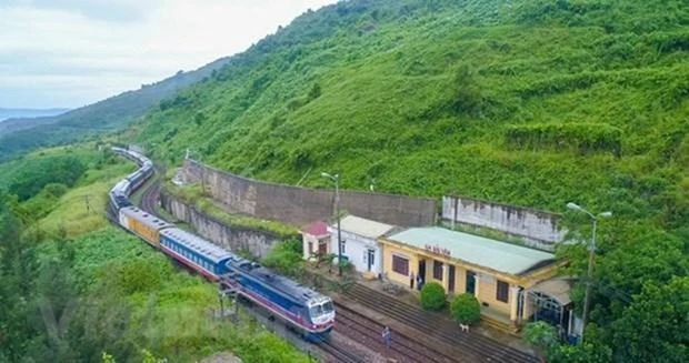 Comenzará Vietnam renovación de línea ferrocarril Norte-Sur 