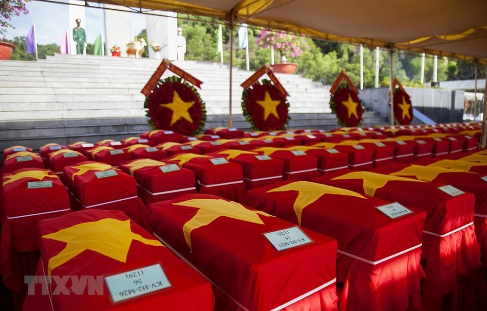 在柬牺牲越南志愿军、专家烈士遗骸。图自越通社