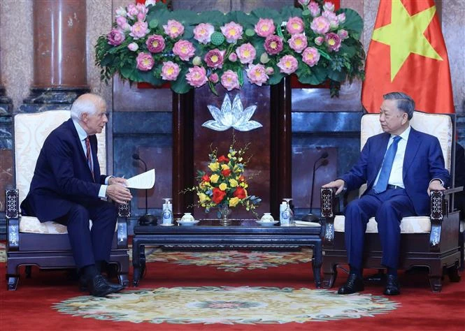 President To Lam (right) and Josep Borrell Fontelles, Vice President of the European Commission (EC) and High Representative of the European Union (EU) for Foreign Affairs and Security Policy, at the meeting in Hanoi on July 30. (Photo: VNA)