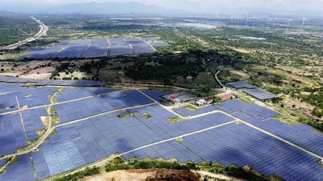 A solar power farm in Ninh Thuan province. Incentive policies and appropriate financial mechanisms should be raised to attract investments from both private and international sectors into renewable energy developments in Vietnam to accelerate energy transition towards a green economy. (Photo: VNA)