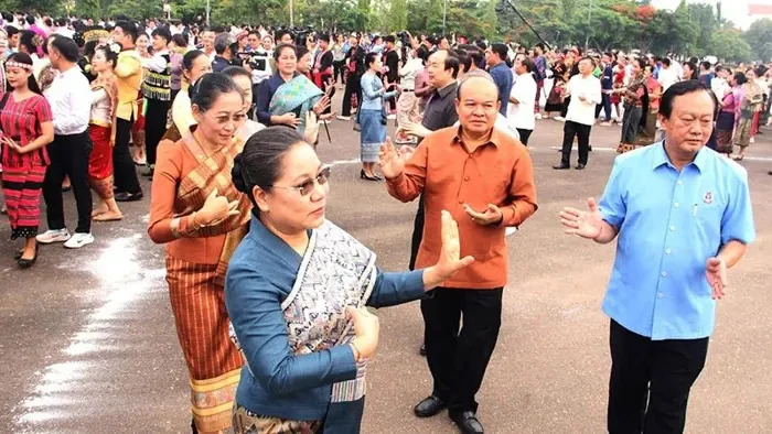 The traditional Lao Lamvong dance is widely practised among Lao people (Photo: Paxaxon)