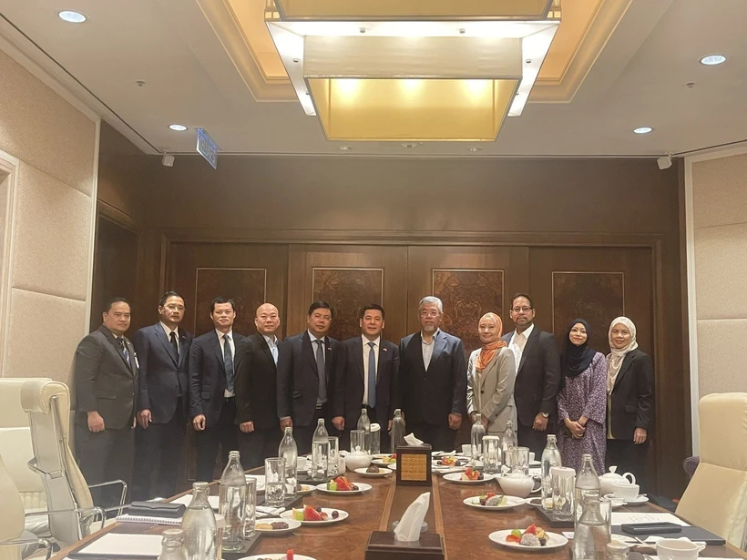 Vietnam And Malaysia Unite For Green Energy And Halal Industry Growth