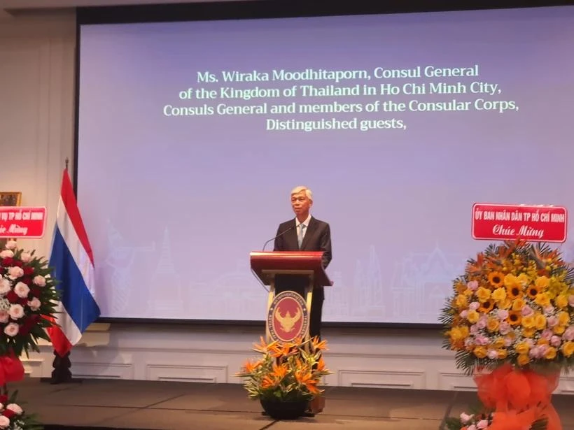 Vice Chairman of the HCM City People's Committee Vo Van Hoan speaks at the event. (Photo: sggp.org)